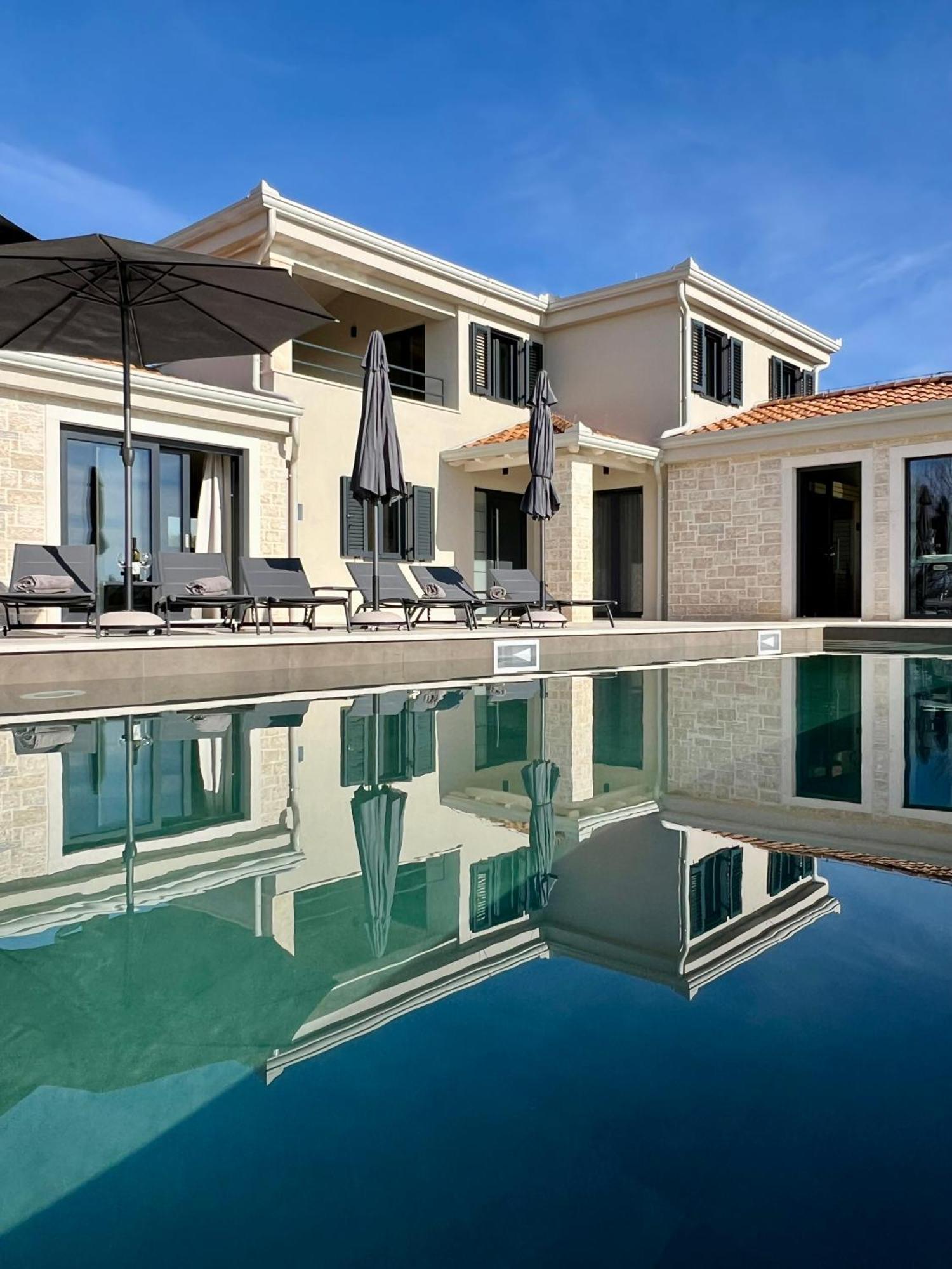 Villa Maslinik Kastelir Luaran gambar
